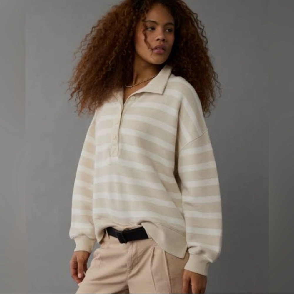 American Eagle "Big Hug" Henley Sweatshirt